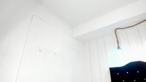 Snapshot of miku_katsuragi chatting on September 30, 2025, 1:43 am miku katsuragi online show from September 30, 2025, 1:43 am