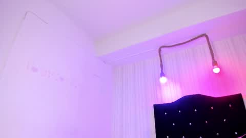 Snapshot of miku_katsuragi chatting on October 24, 2025, 2:30 am miku katsuragi online show from October 24, 2025, 2:30 am