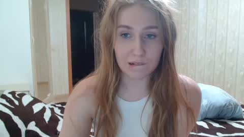 miku_sanders2 online show from February 12, 2025, 6:51 am