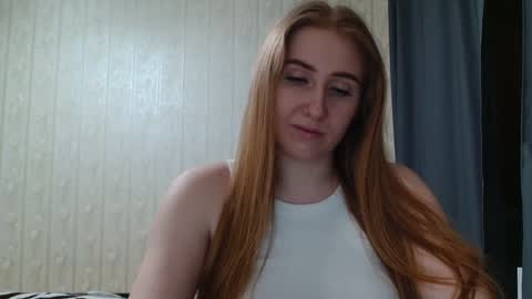 miku_sanders2 online show from March 2, 2025, 4:21 pm