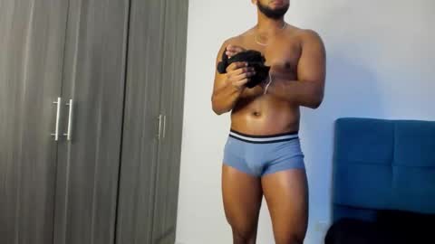 Snapshot of miky_xxx chatting on October 15, 2025, 2:22 am Miky online show from October 15, 2025, 2:22 am