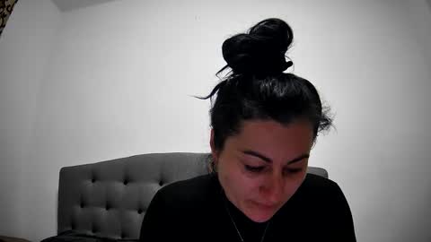 Snapshot of mikyloveu chatting on February 4, 2025, 7:22 pm Mikyloveu online show from February 4, 2025, 7:22 pm