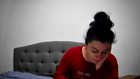 Snapshot of mikyloveu chatting on February 5, 2025, 4:14 pm Mikyloveu online show from February 5, 2025, 4:14 pm