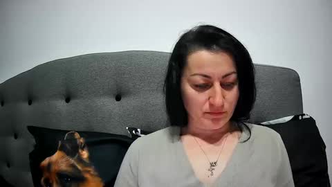 Snapshot of mikyloveu chatting on March 12, 2025, 6:22 pm Mikyloveu online show from March 12, 2025, 6:22 pm