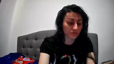 Snapshot of mikyloveu chatting on April 7, 2026, 3:23 pm Mikyloveu online show from April 7, 2026, 3:23 pm