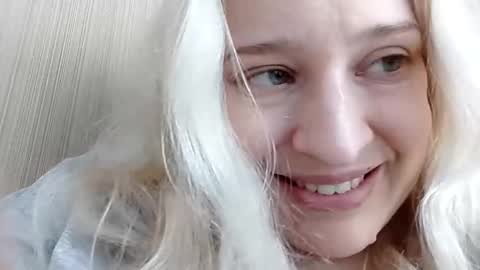 Snapshot of mila_420 chatting on March 22, 2026, 10:07 am Mila 420 online show from March 22, 2026, 10:07 am