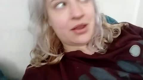 Mila 420 online show from April 21, 2026, 6:09 am