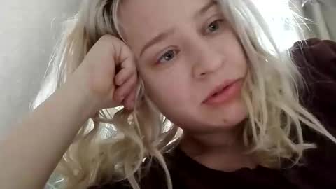 Snapshot of mila_420 chatting on May 29, 2026, 7:06 am Mila 420 online show from May 29, 2026, 7:06 am