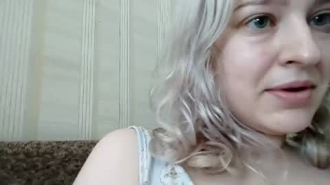 Snapshot of mila_420 chatting on June 16, 2026, 5:21 am Mila 420 online show from June 16, 2026, 5:21 am