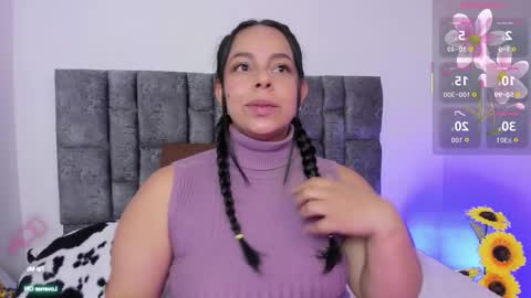 Snapshot of mila_chic chatting on October 25, 2025, 10:59 pm mila  online show from October 25, 2025, 10:59 pm