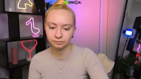 mila_glow online show from December 21, 2025, 6:31 am