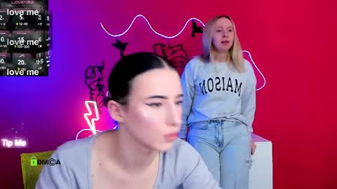 mila_glow online show from May 13, 2026, 6:38 pm