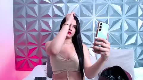 Snapshot of mila_heart chatting on October 8, 2025, 8:06 pm mila_heart online show from October 8, 2025, 8:06 pm