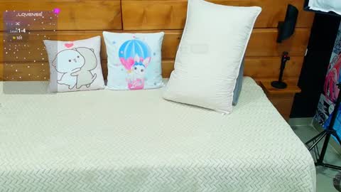 Snapshot of mila_kiitty chatting on February 23, 2025, 11:11 am Milena  online show from February 23, 2025, 11:11 am