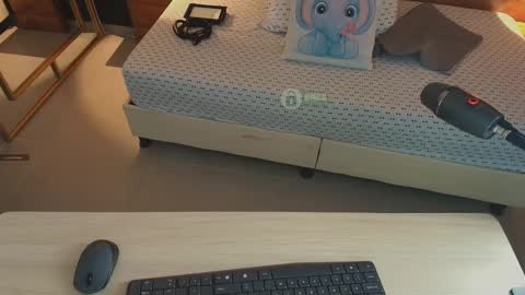 Snapshot of mila_kiitty chatting on October 8, 2025, 11:08 am Milena  online show from October 8, 2025, 11:08 am