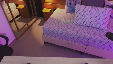 Snapshot of mila_kiitty chatting on October 9, 2025, 11:08 am Milena  online show from October 9, 2025, 11:08 am