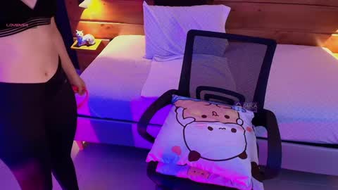 Milena  online show from June 7, 2026, 10:52 am
