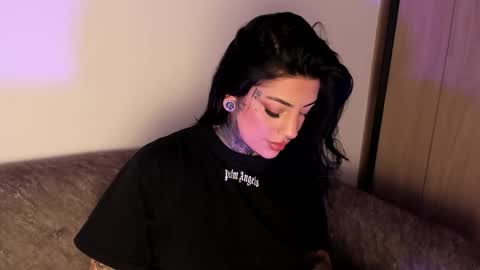     online show from February 3, 2026, 12:31 am