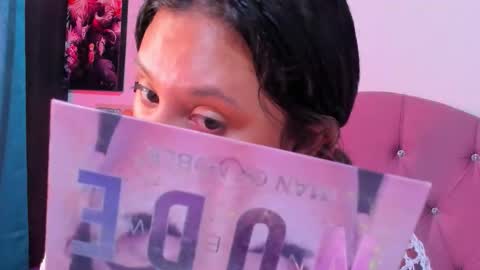 MILA  online show from October 13, 2025, 5:02 pm