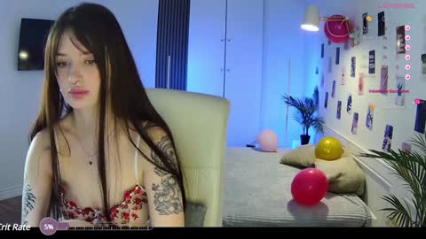 Snapshot of mila_nox chatting on December 15, 2024, 2:37 pm Sasha online show from December 15, 2024, 2:37 pm