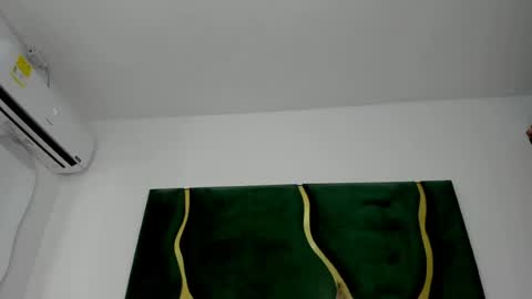 mila_petiteasm online show from June 24, 2026, 12:37 pm