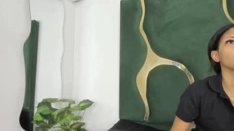 mila_petiteasm online show from July 10, 2026, 12:08 pm