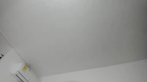 mila_petiteasm online show from July 24, 2026, 12:14 pm