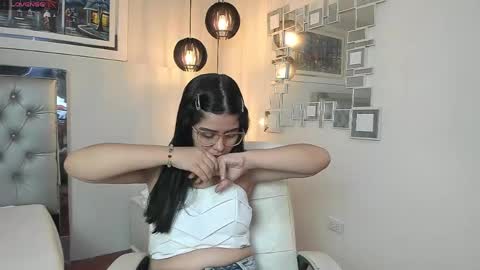 Snapshot of mila_quin chatting on May 31, 2026, 12:12 pm mila_quin online show from May 31, 2026, 12:12 pm