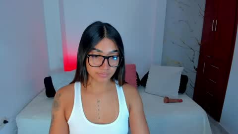 martina online show from April 20, 2026, 3:09 am