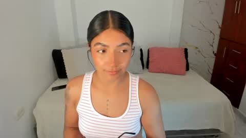 Snapshot of mila_rose1 chatting on July 21, 2026, 1:41 am martina online show from July 21, 2026, 1:41 am