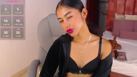 Snapshot of milaa_star chatting on September 18, 2025, 3:52 am milaa_star online show from September 18, 2025, 3:52 am