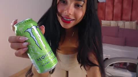 Snapshot of milaa_star chatting on September 26, 2025, 4:27 am milaa_star online show from September 26, 2025, 4:27 am