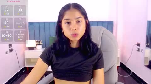 milaa_star online show from March 18, 2026, 4:48 am