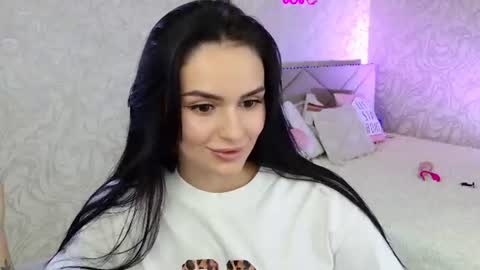 Mila online show from July 23, 2026, 1:20 pm