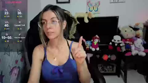 Snapshot of milacoxx8819 chatting on September 19, 2025, 1:40 am milacoxx8819 online show from September 19, 2025, 1:40 am