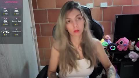 Snapshot of milacoxx8819 chatting on October 12, 2025, 8:41 pm milacoxx8819 online show from October 12, 2025, 8:41 pm