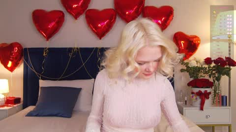 Snapshot of milademies chatting on January 2, 2025, 2:11 am Miss Cutie online show from January 2, 2025, 2:11 am