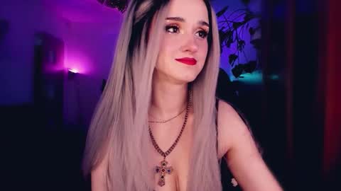 MiladyJolie online show from October 22, 2025, 7:19 am