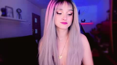 MiladyJolie online show from May 9, 2026, 7:24 am