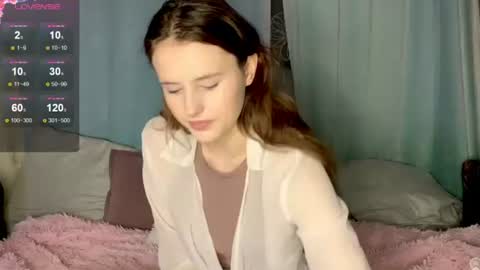 Mila online show from June 15, 2026, 10:12 pm