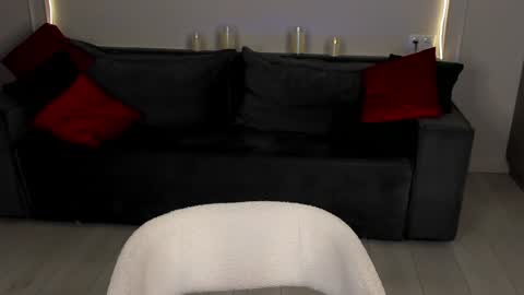 milafink online show from January 23, 2025, 4:59 pm