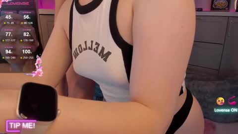 milafink online show from March 9, 2025, 5:06 pm