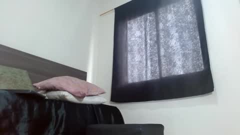 mila online show from January 10, 2025, 5:02 pm
