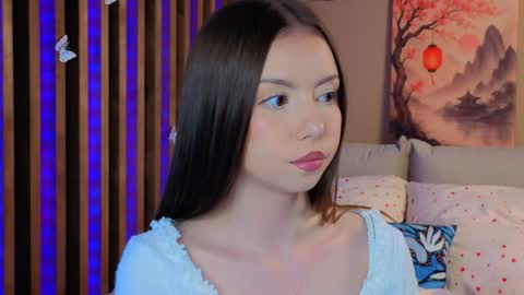 Mila online show from June 11, 2026, 3:21 pm