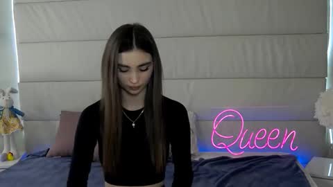 Snapshot of milalick chatting on April 4, 2026, 10:02 am milalick online show from April 4, 2026, 10:02 am