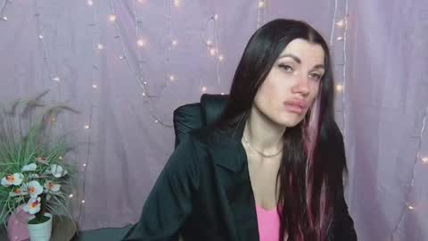 Snapshot of milaloona chatting on April 22, 2026, 6:16 am Milaloona online show from April 22, 2026, 6:16 am