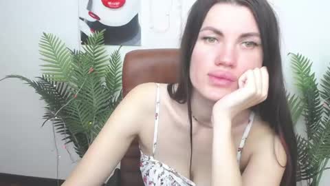 Snapshot of milaloona chatting on May 14, 2026, 7:26 am Milaloona online show from May 14, 2026, 7:26 am
