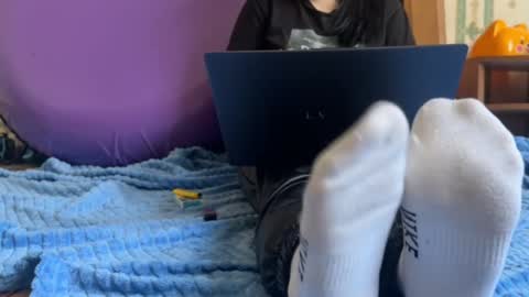 Snapshot of milamisss chatting on April 10, 2026, 4:28 am milamisss online show from April 10, 2026, 4:28 am