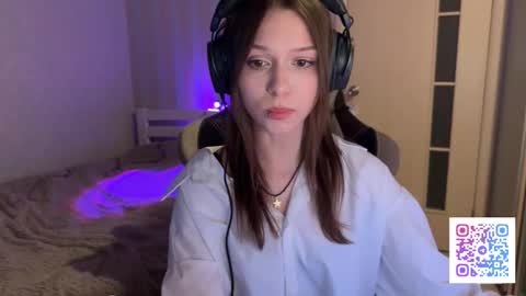 milamiuu online show from February 4, 2026, 4:24 pm