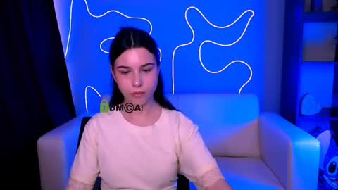 milamiuuu online show from June 5, 2026, 11:49 am